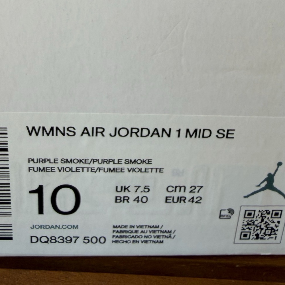Nike Air Jordan 1 High Velvet Sneakers  Jordan 1 Md SE - Picture 5 of 5
